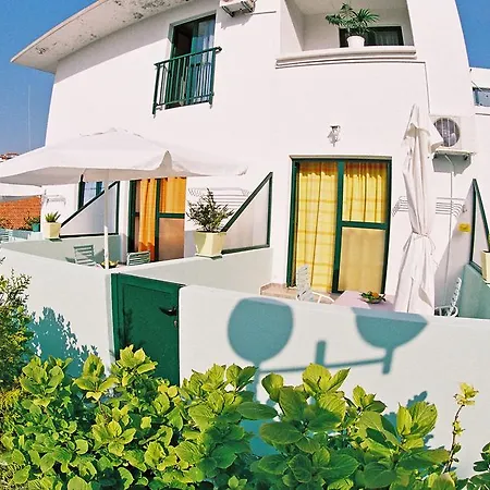 Guest house And Art Deco Pape