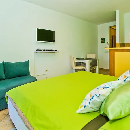 And Art Deco Pape Guest house Hvar Town